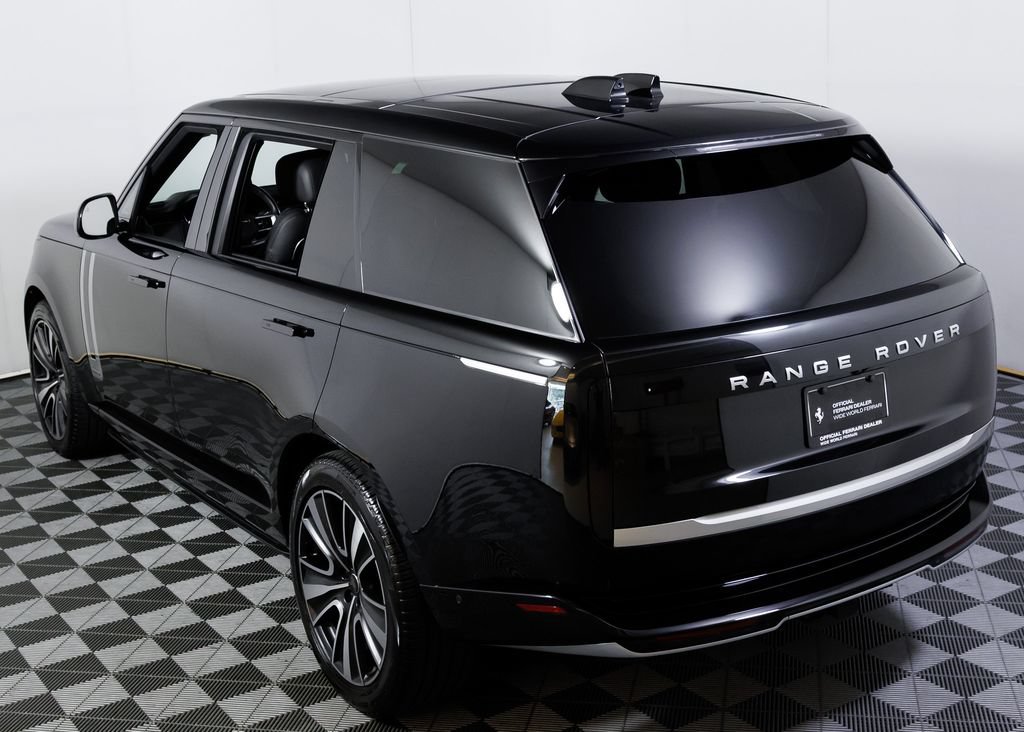 Used 2025 Land Rover Range Rover Long Wheelbase Autobiography AWD/4WD image 12