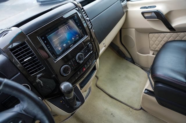 Used 2016 Mercedes-Benz Sprinter 2500 image 7