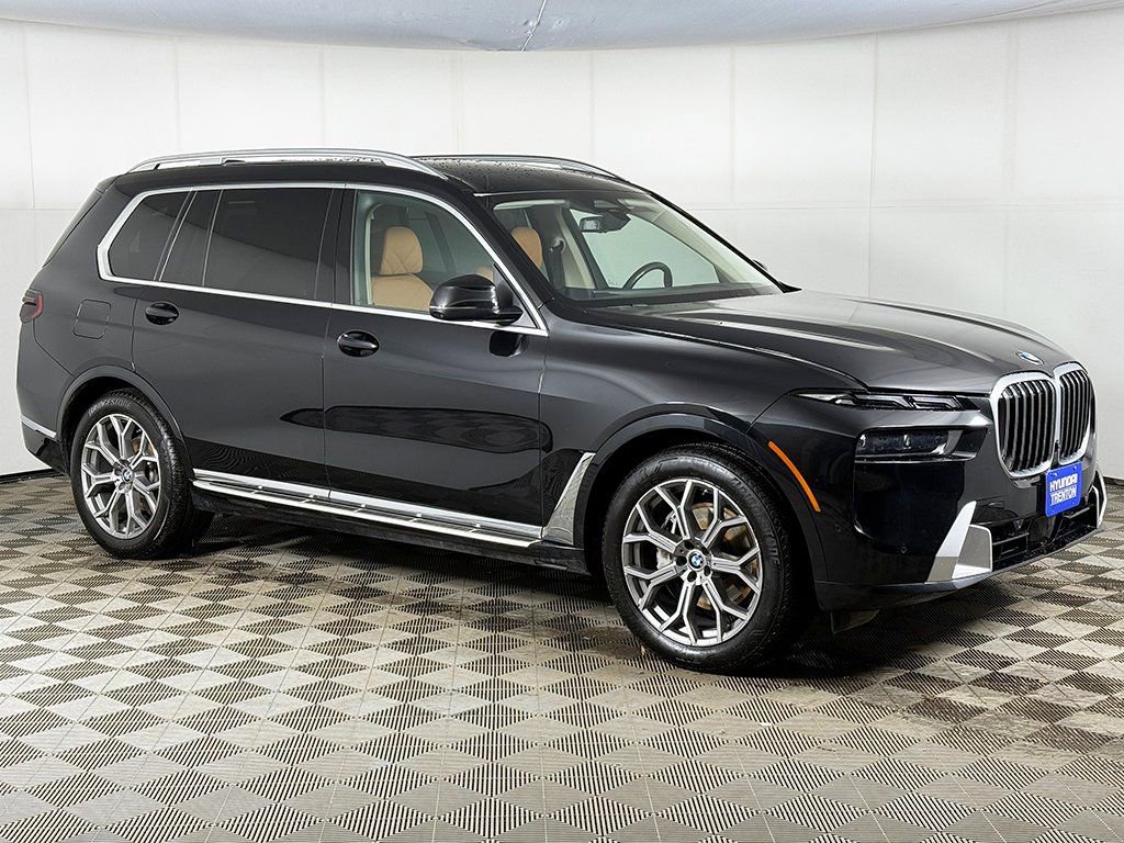 Used 2023 BMW X7 xDrive40i w/ Premium Package image 56