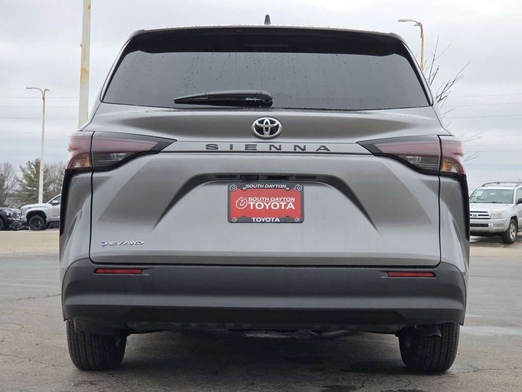 New 2026 Toyota Sienna LE image 20