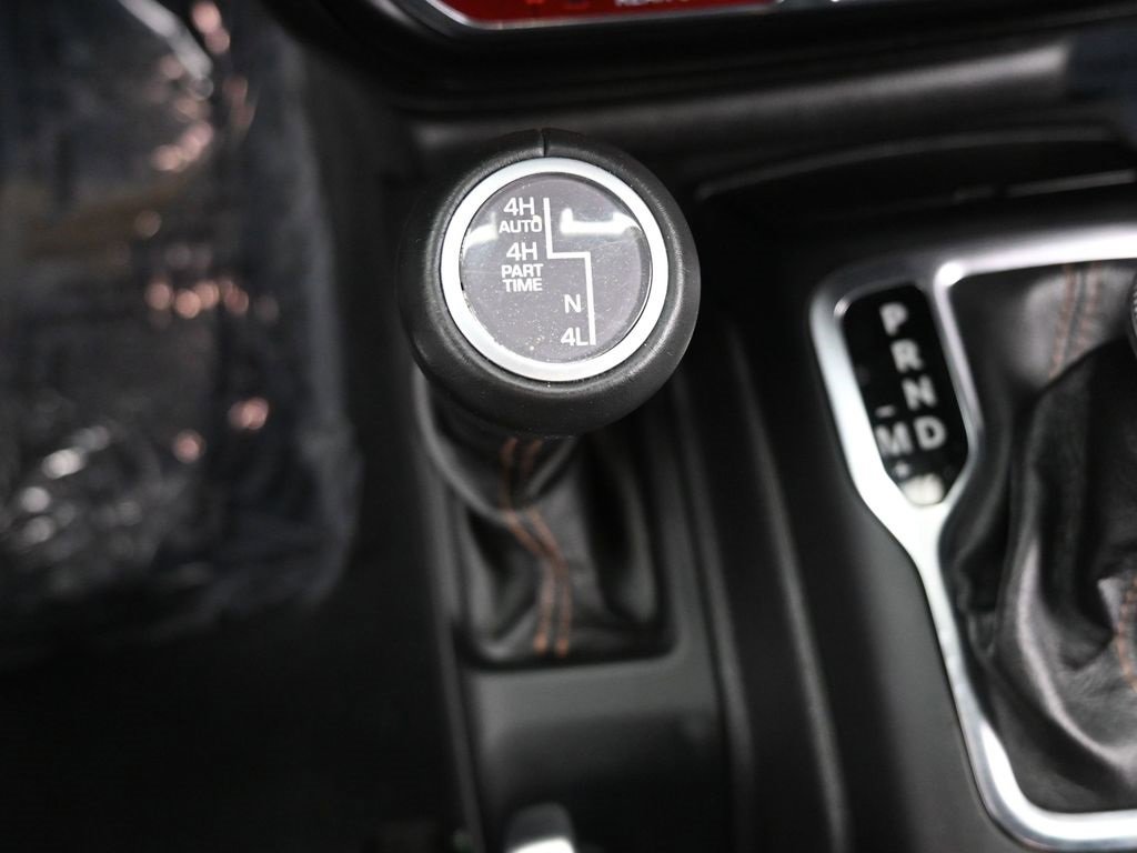 Used 2022 Jeep Wrangler Unlimited Rubicon w/ Trailer Tow Package image 38