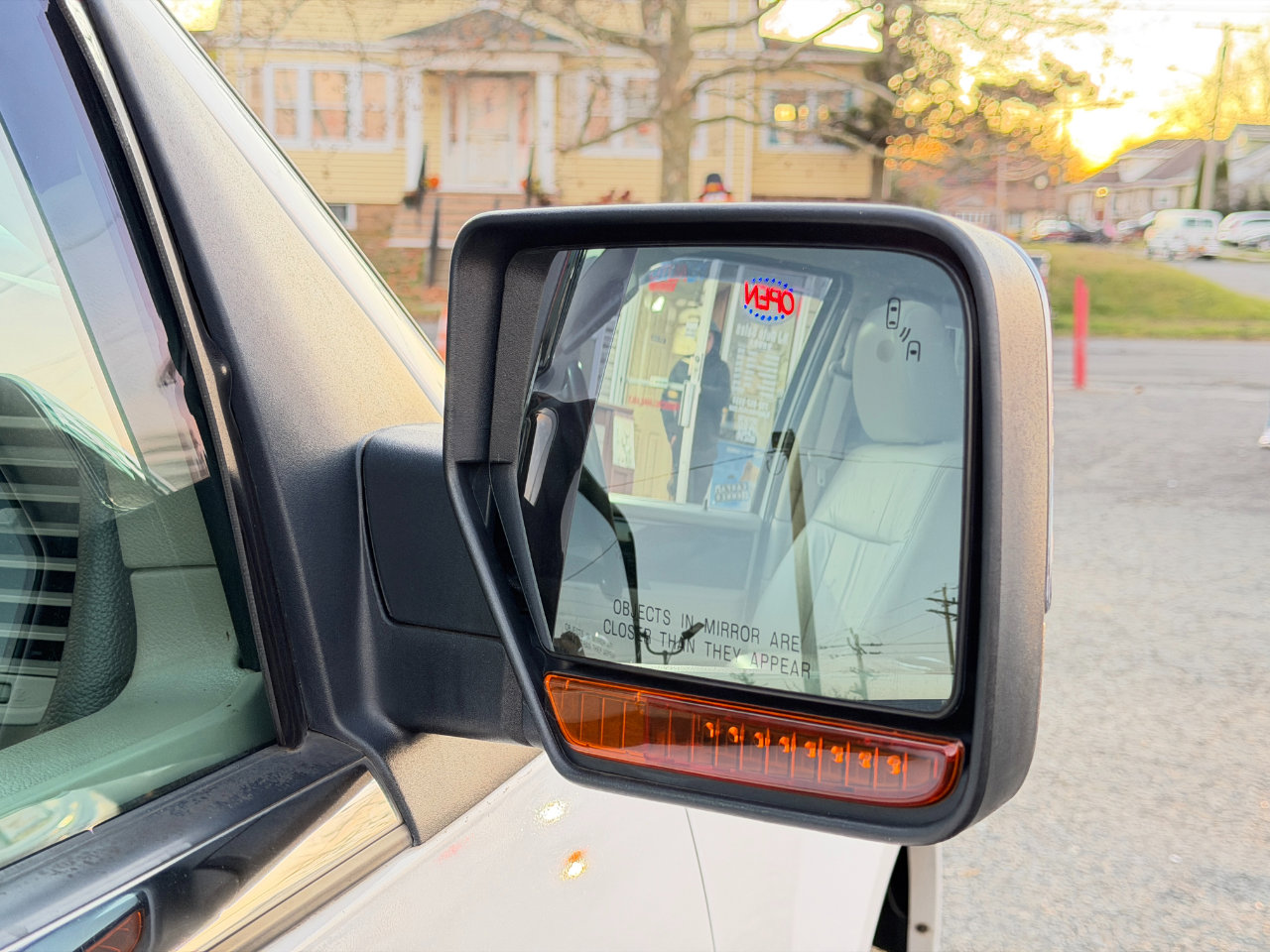 Used 2015 Lincoln Navigator L 4WD image 92