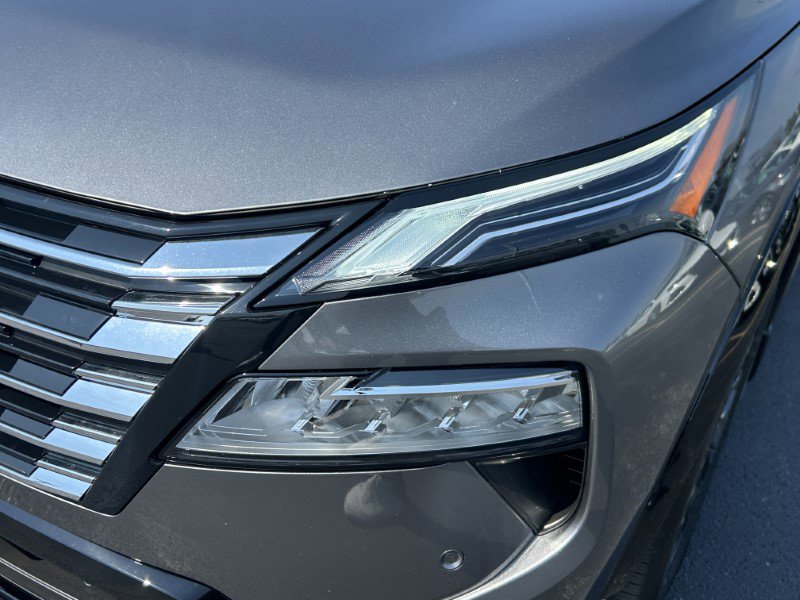 New 2026 Nissan Rogue Platinum w/ Platinum Premium Package image 18