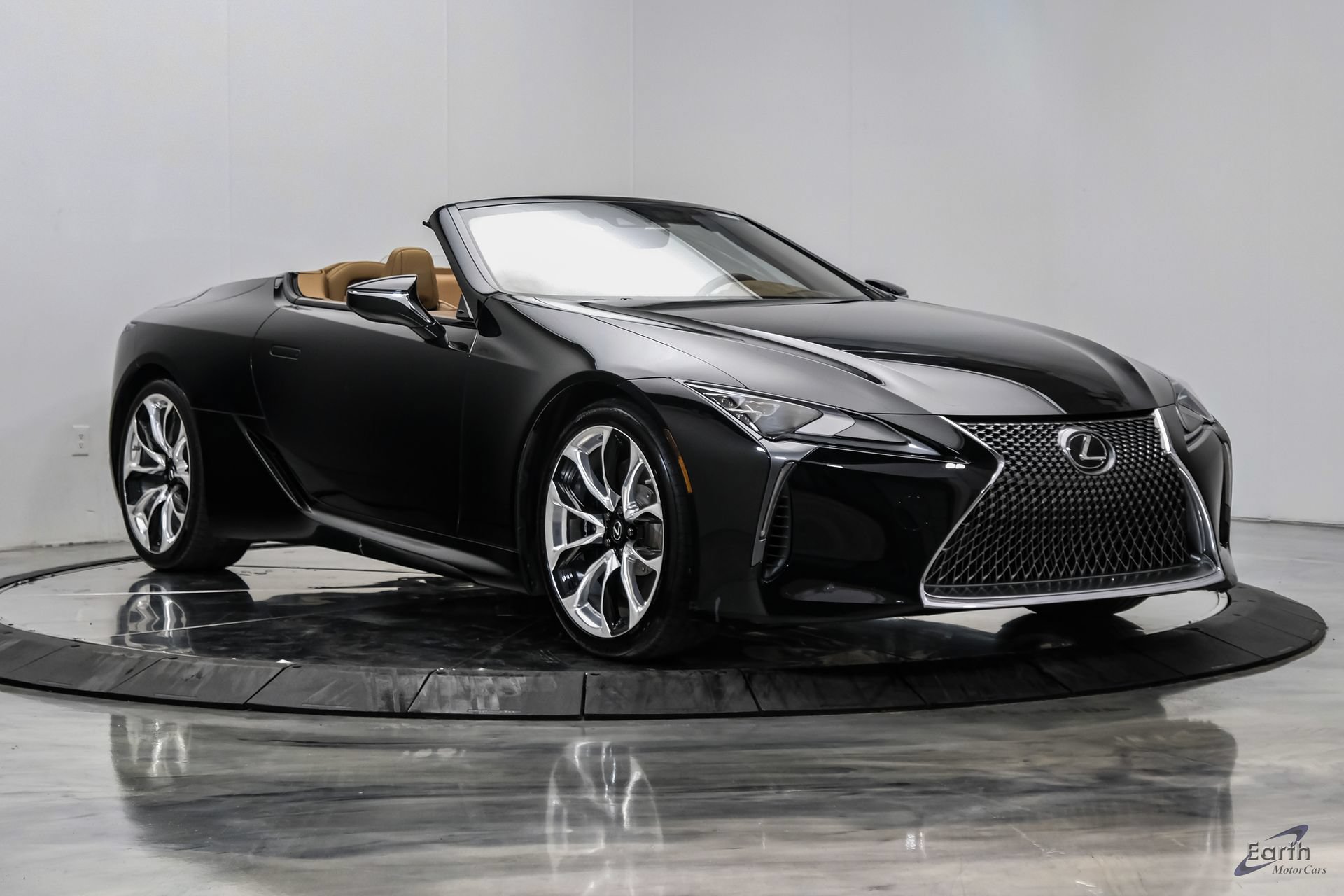 Used 2021 Lexus LC 500 Convertible w/ Touring Package RWD image 29