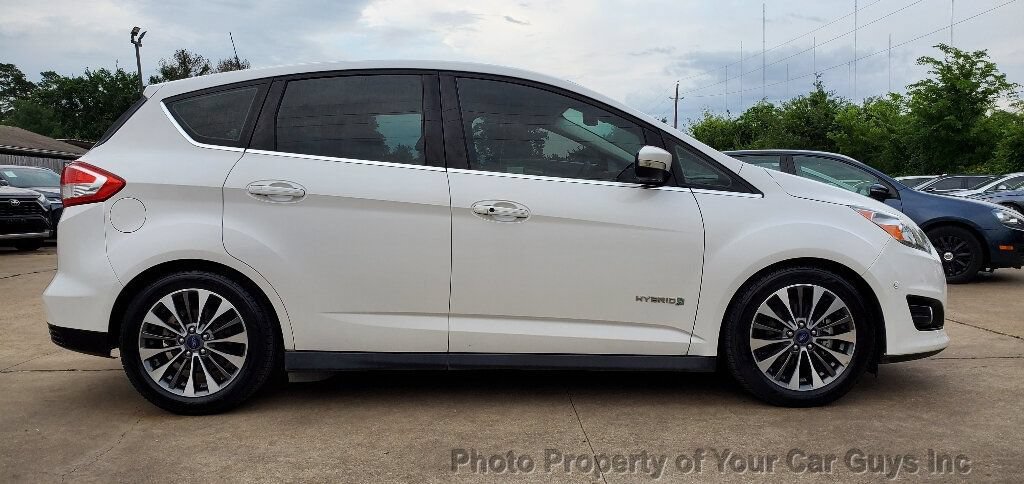 Used 2018 Ford C-MAX Titanium FWD image 9