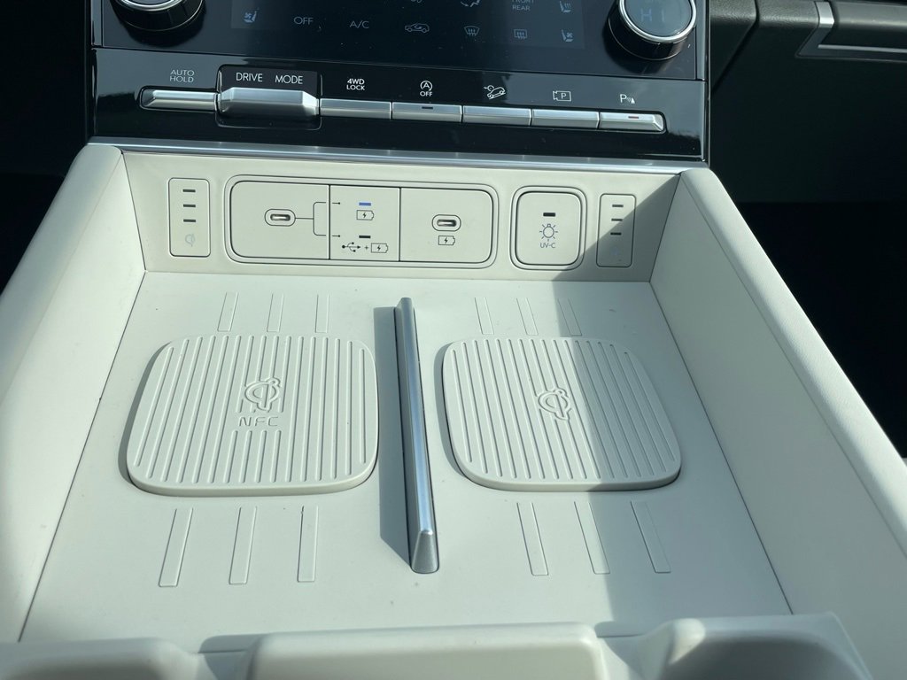 Used 2024 Hyundai Santa Fe Calligraphy image 42