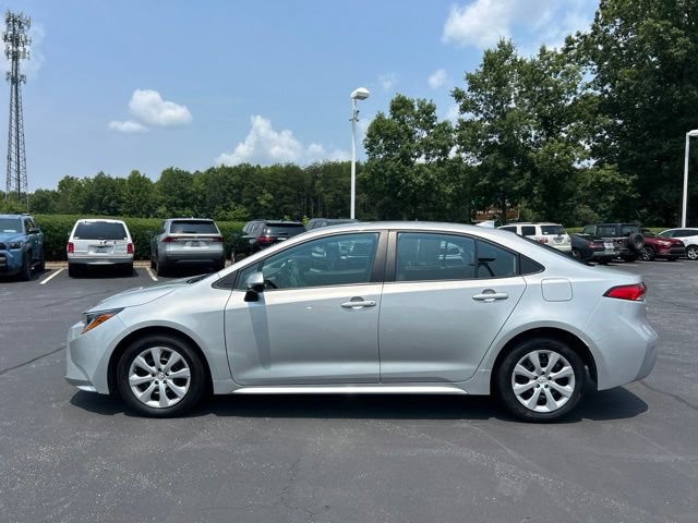 Used 2024 Toyota Corolla LE FWD image 10