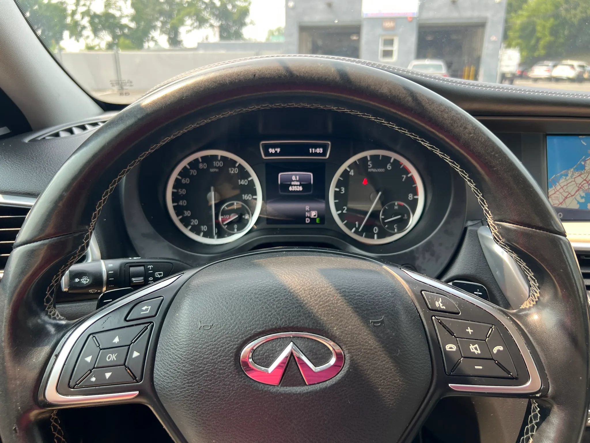 Used 2018 INFINITI QX30 Premium w/ Navigation Package AWD/4WD image 17