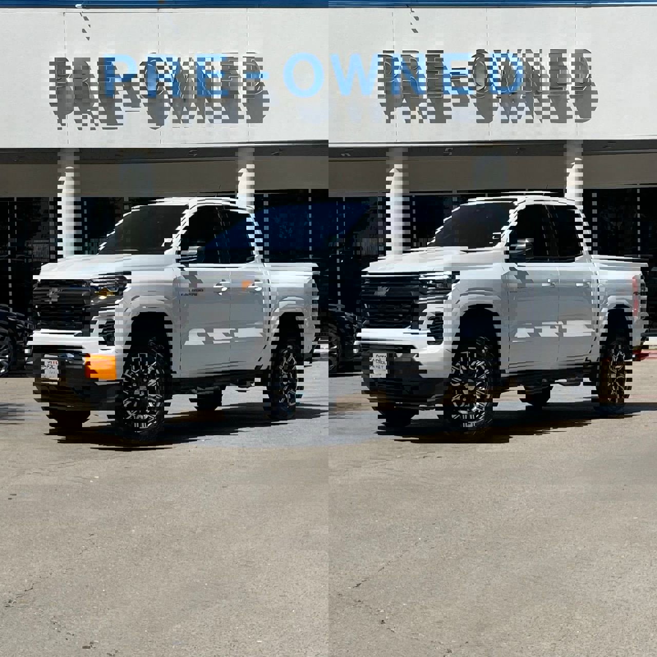 Used 2023 Chevrolet Colorado LT w/ LT Convenience Package III image 2