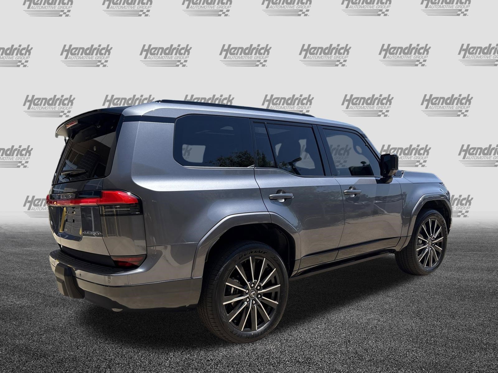 Used 2025 Lexus GX 550 w/ Accessory Package (2T) AWD/4WD image 10