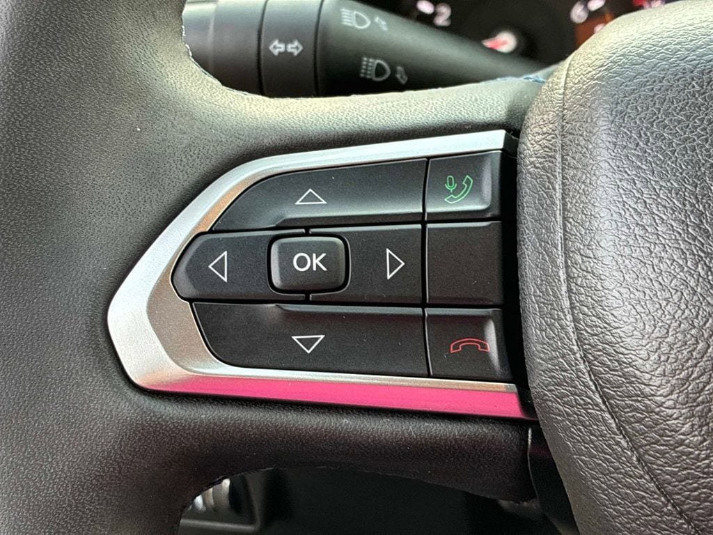 Used 2022 Jeep Compass Latitude image 23