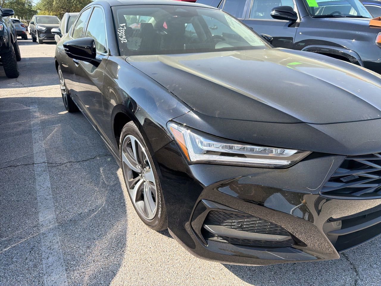 Used 2025 Acura TLX w/ Technology Package image 3