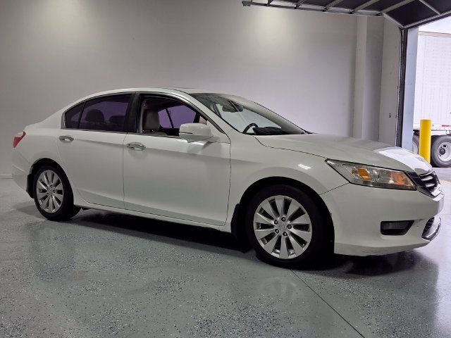 Used 2015 Honda Accord EX-L image 14