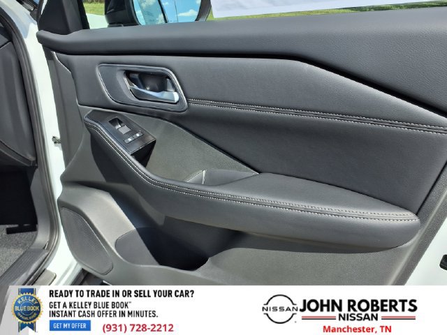 New 2026 Nissan Rogue Dark Armor FWD image 20
