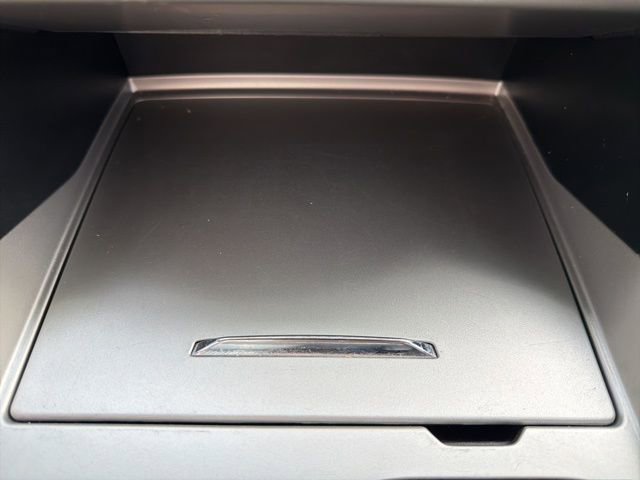 Certified 2022 Ford Explorer XLT w/ Equipment Group 202A AWD/4WD image 38