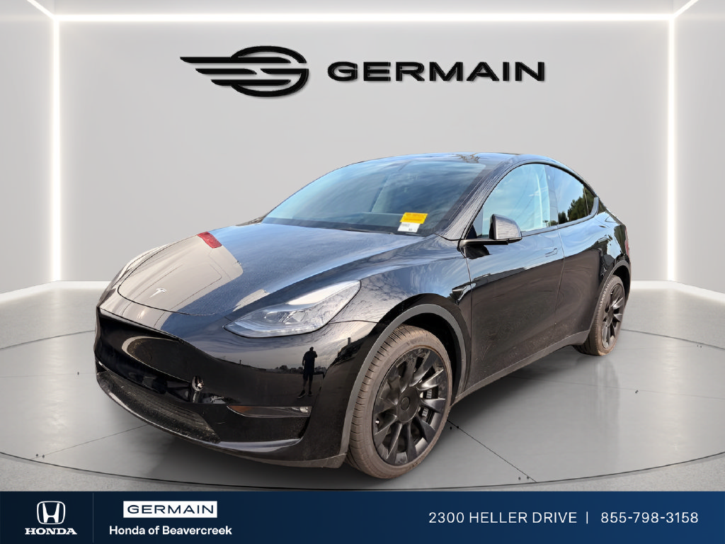 Used 2023 Tesla Model Y Long Range AWD/4WD image 2