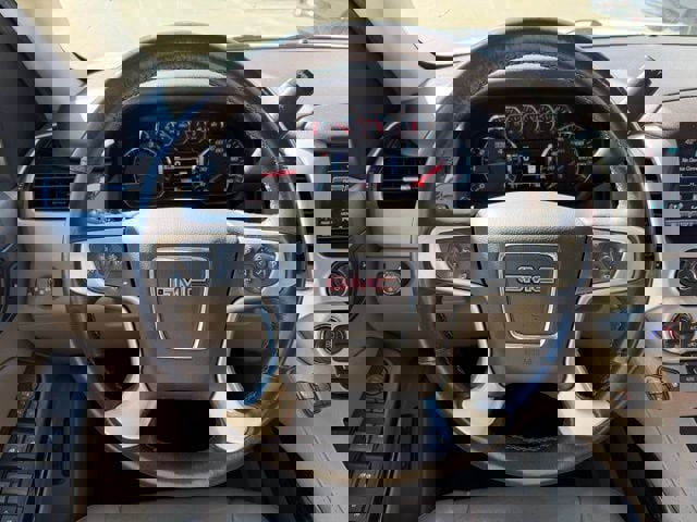 Used 2019 GMC Yukon XL SLT image 17