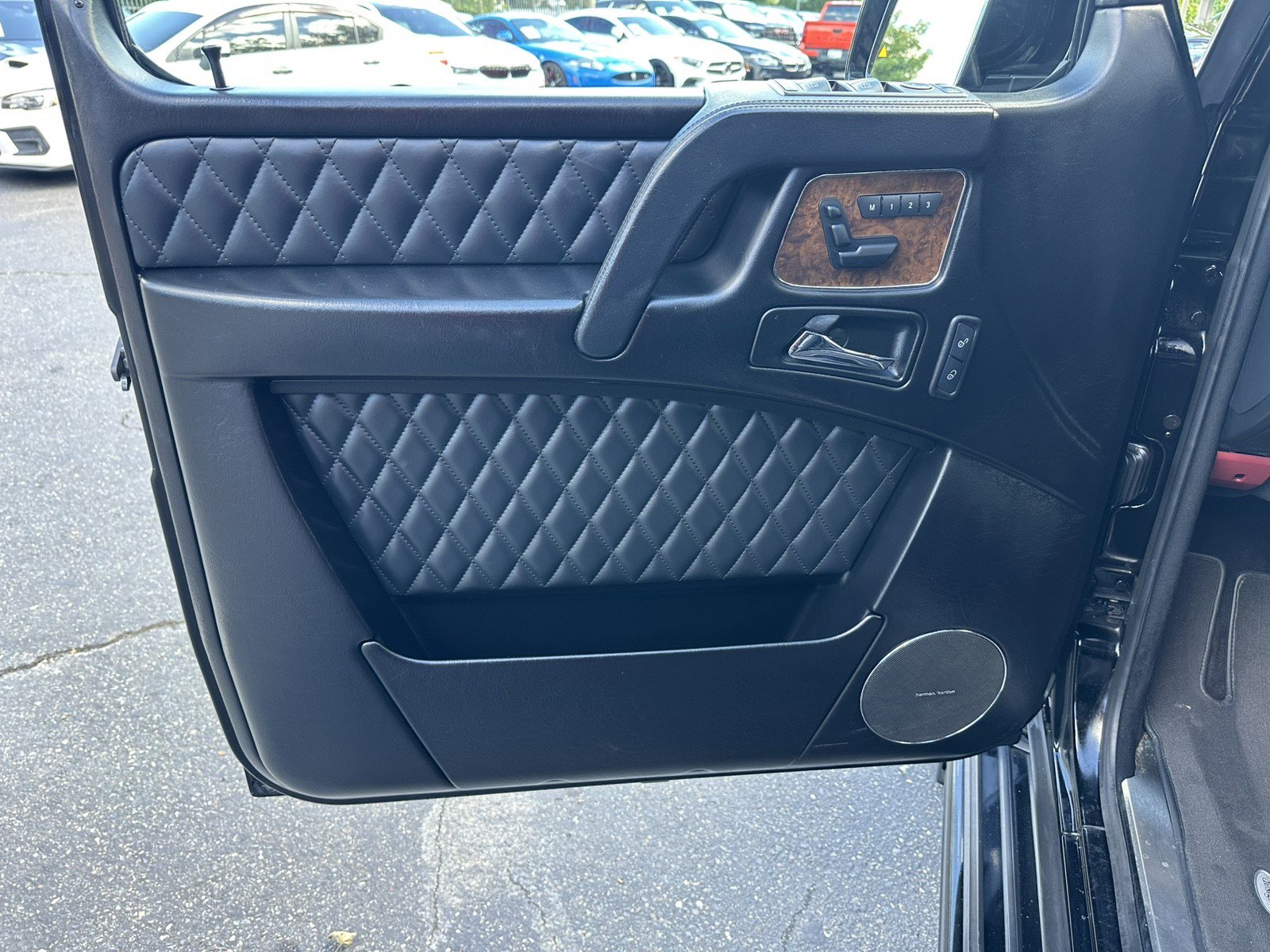 Used 2014 Mercedes-Benz G 63 AMG 4MATIC image 27