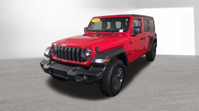 Used 2024 Jeep Wrangler Sport S image 5
