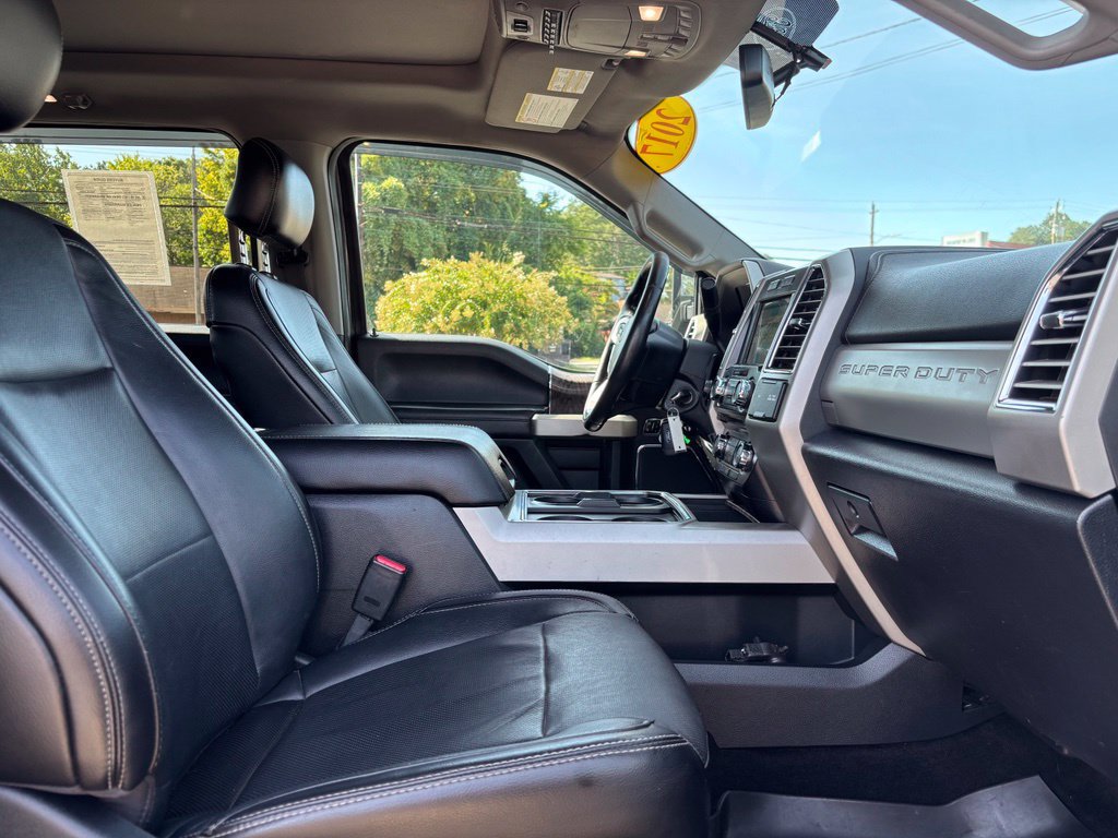 Used 2017 Ford F350 Lariat w/ Chrome Package AWD/4WD image 30