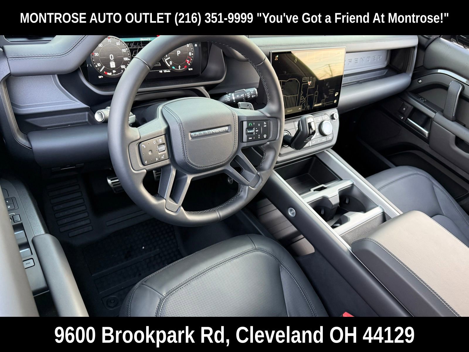 New 2026 Land Rover Defender 130 X-Dynamic SE image 12