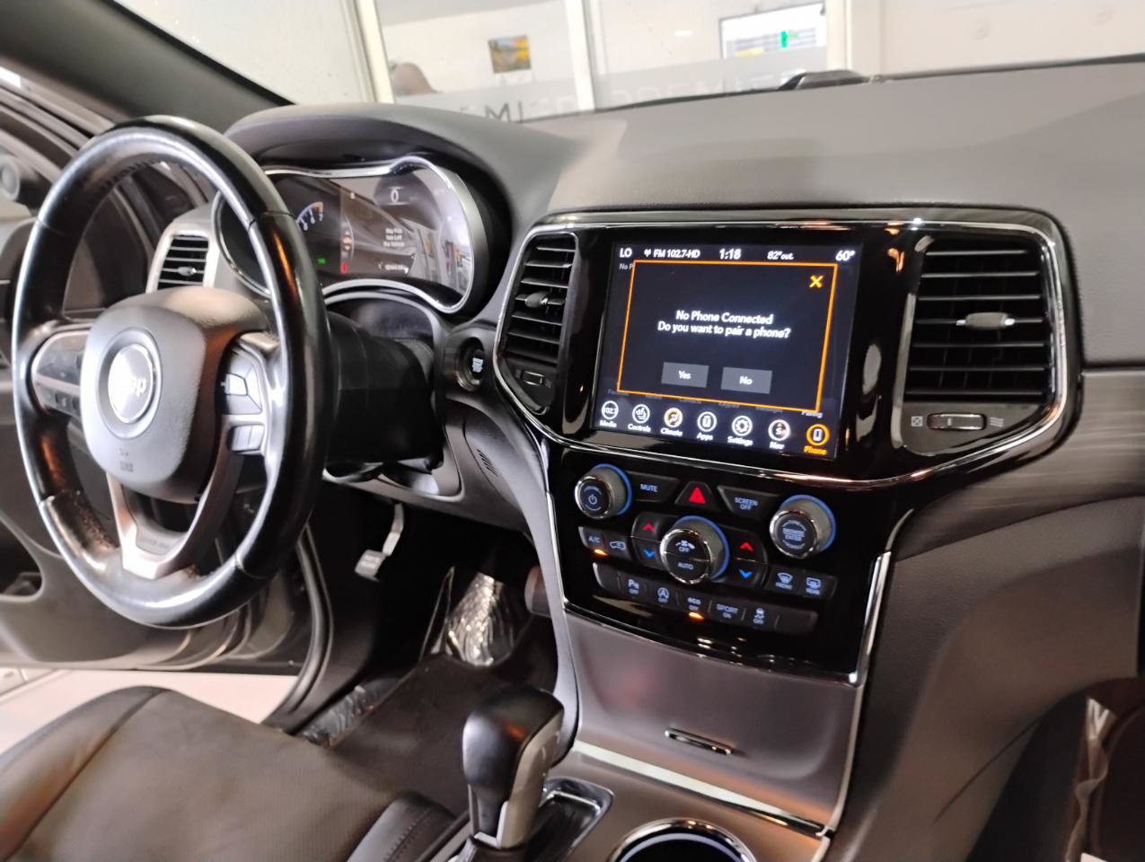 Used 2021 Jeep Grand Cherokee Laredo X RWD image 80