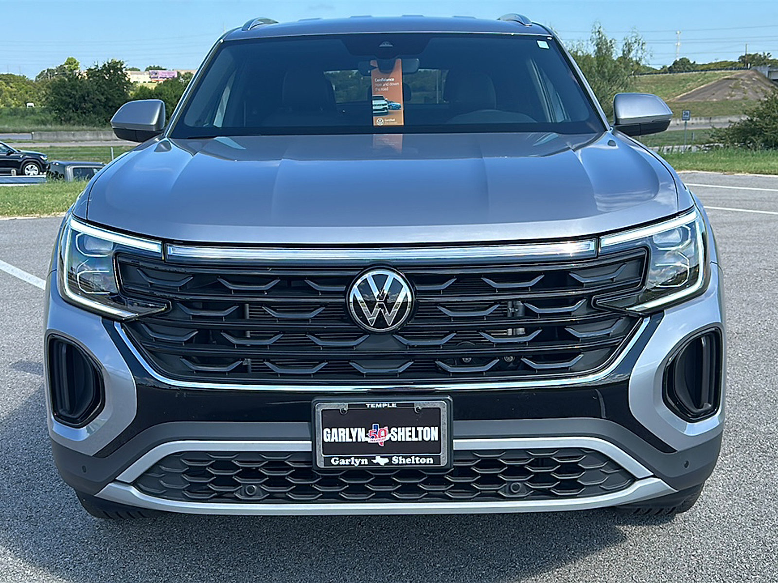 Used 2024 Volkswagen Atlas Cross Sport SE image 11