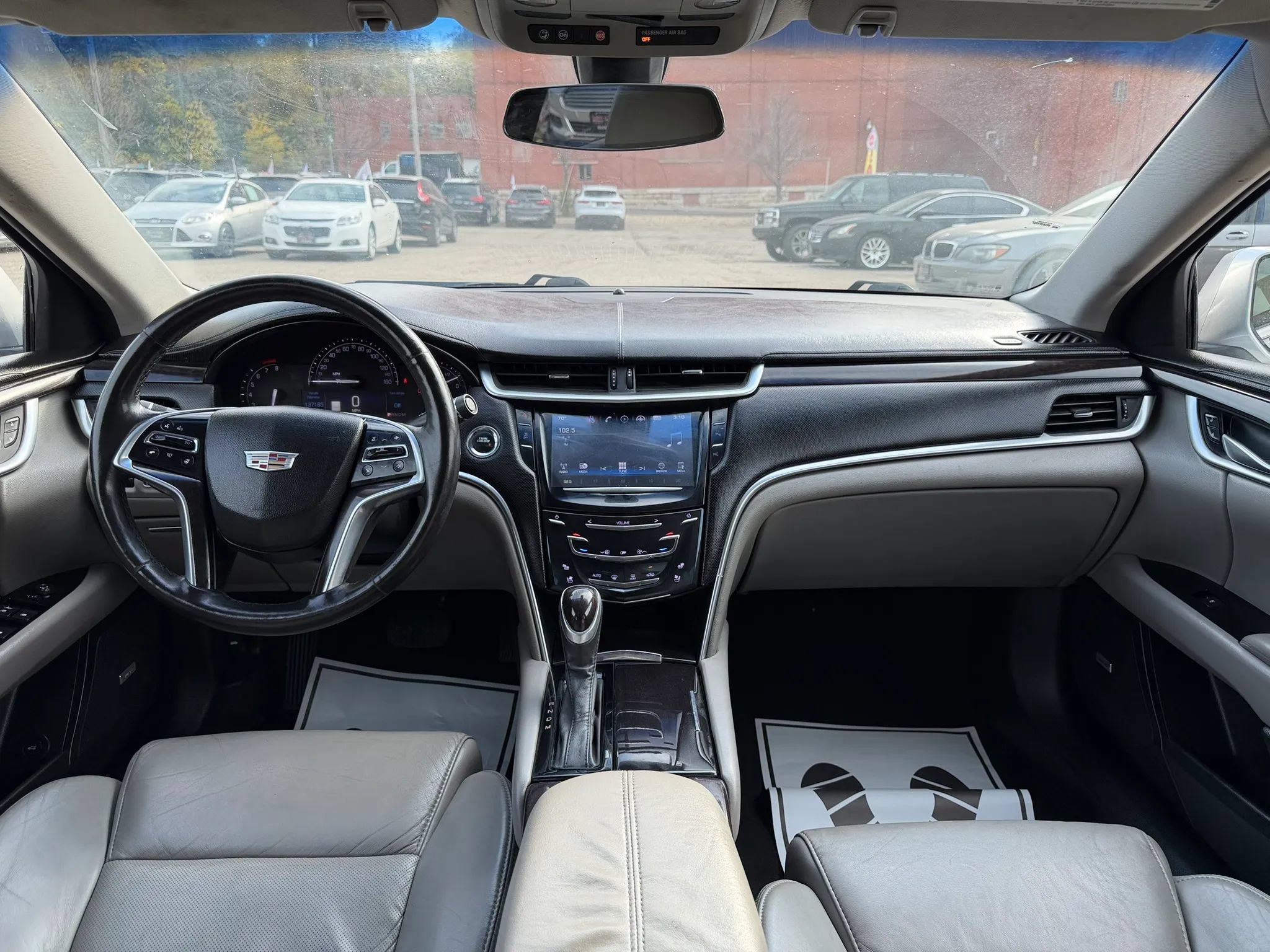 Used 2017 Cadillac XTS Luxury FWD image 10
