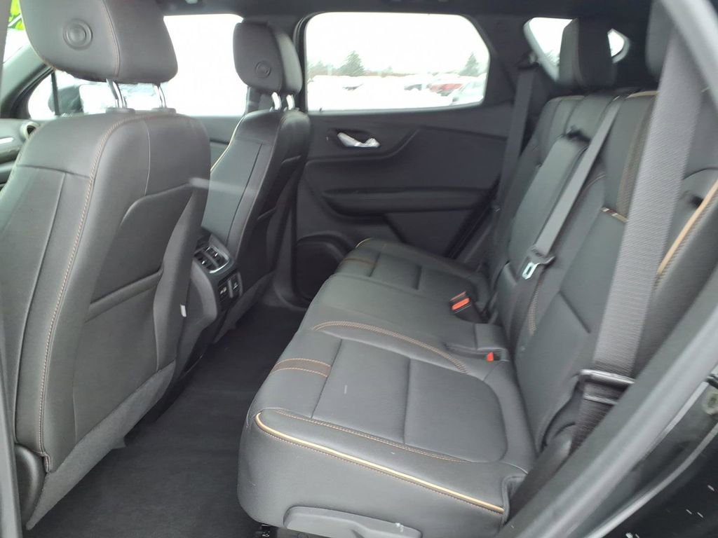 Certified 2023 Chevrolet Blazer Premier w/ Driver Confidence II Package image 13