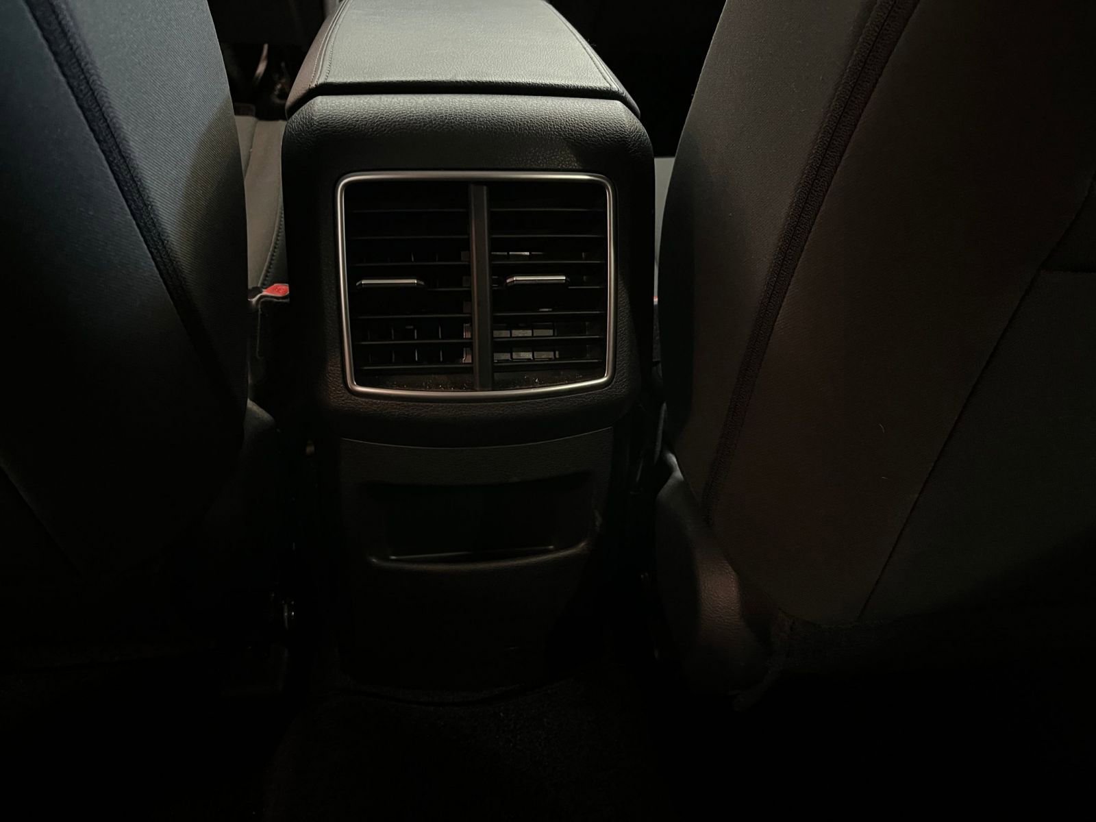 Used 2025 Kia Sportage LX FWD image 23