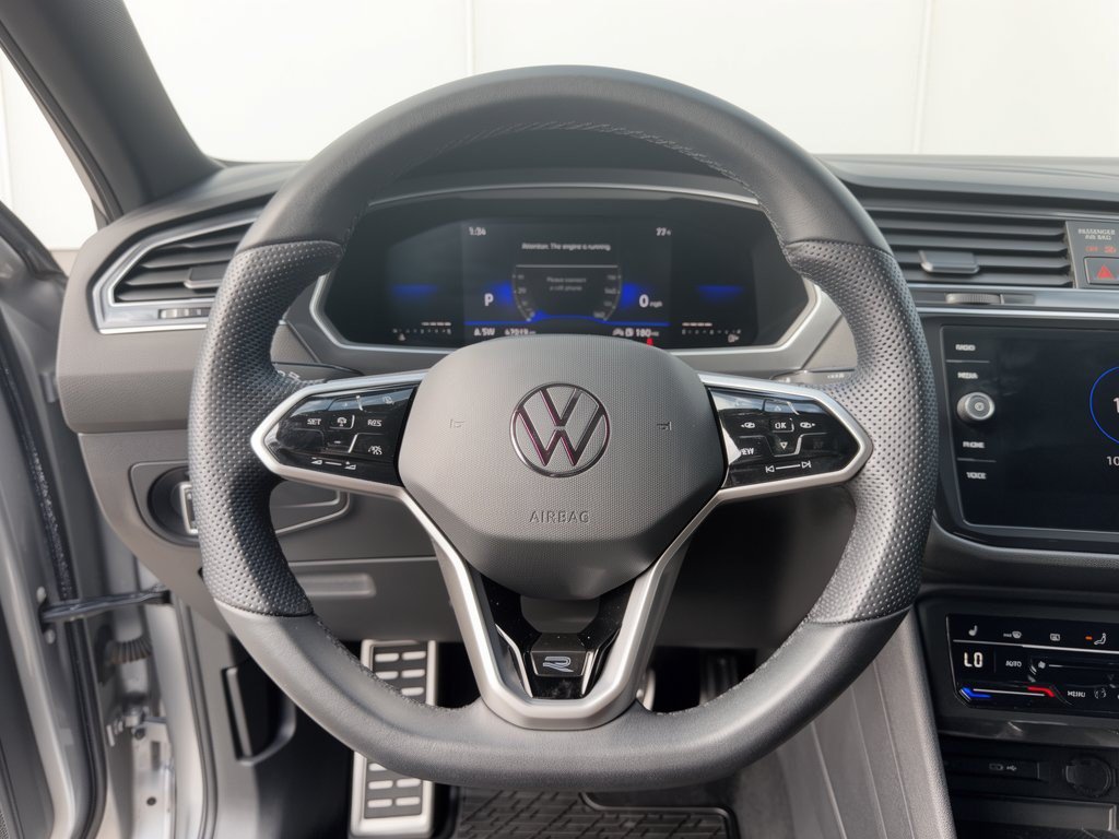 Used 2022 Volkswagen Tiguan SE R-Line FWD image 10