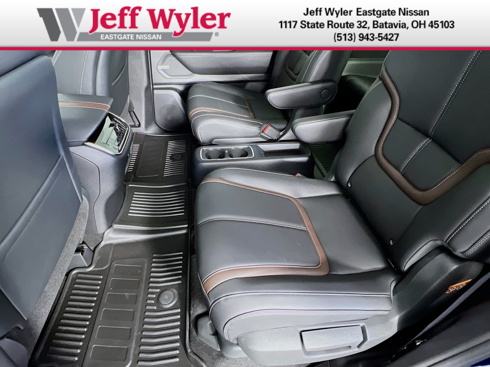New 2026 Nissan Armada SL w/ Captain's Chari Seat Package AWD/4WD image 5