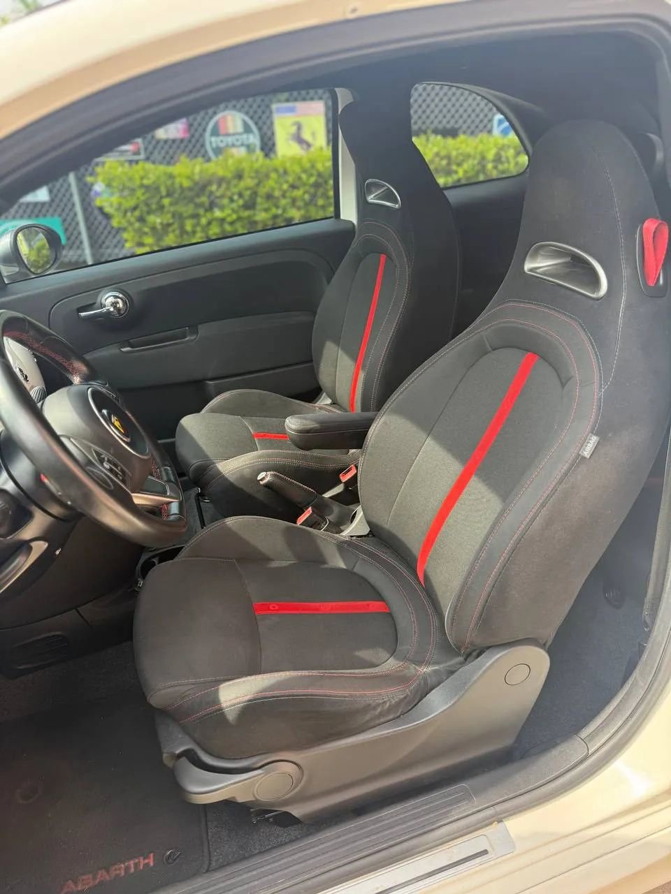 Used 2013 FIAT 500 Abarth image 2