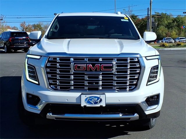 New 2026 GMC Yukon Denali w/ Advanced Technology Package image 2