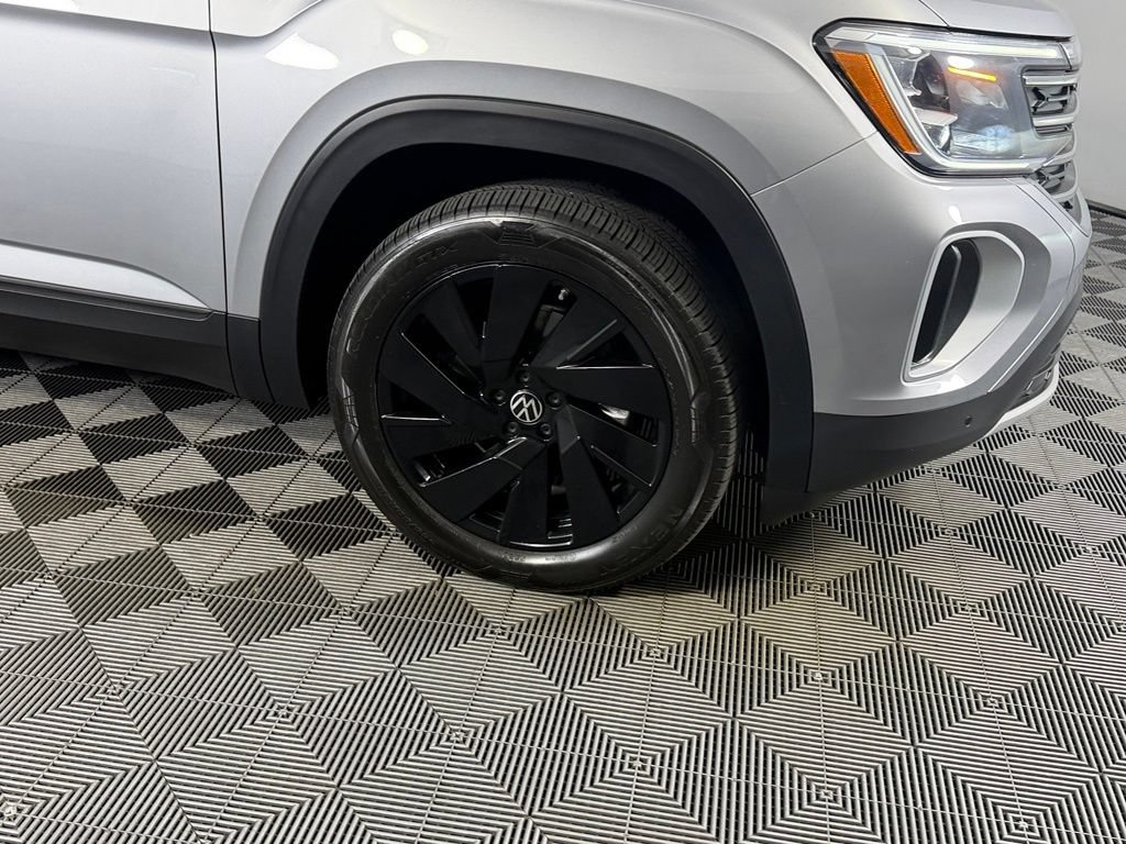 Used 2026 Volkswagen Atlas SE AWD/4WD image 13