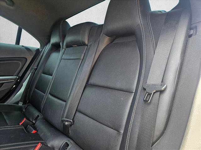 Used 2018 Mercedes-Benz CLA 250 image 12