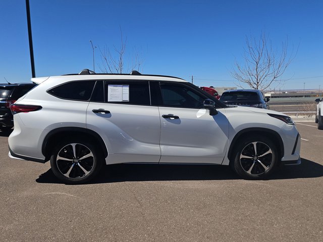 Used 2021 Toyota Highlander XSE image 4