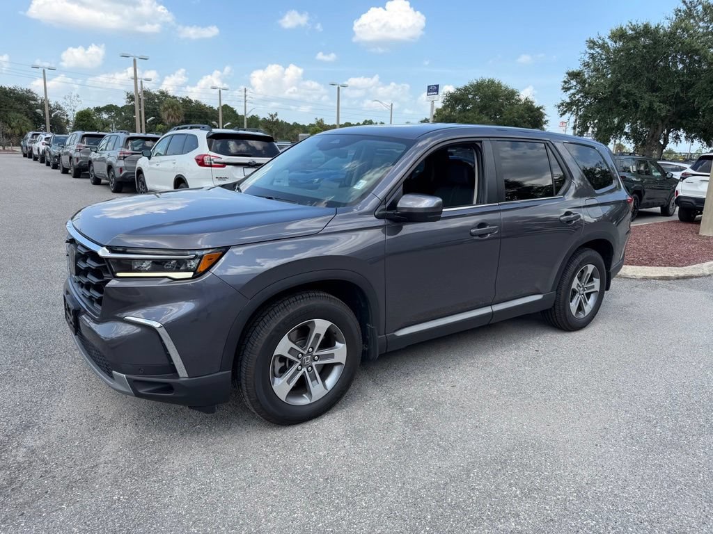 Used 2023 Honda Pilot EX-L image 11