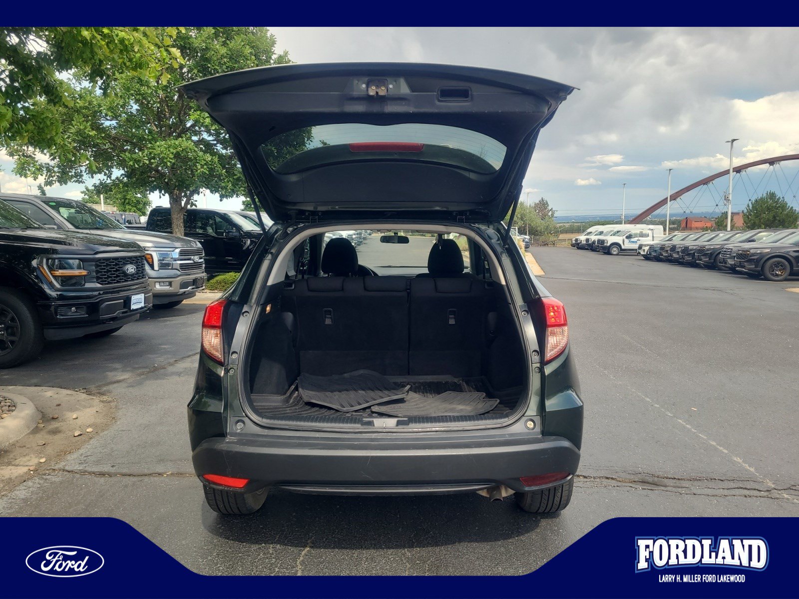 Used 2017 Honda HR-V EX image 33