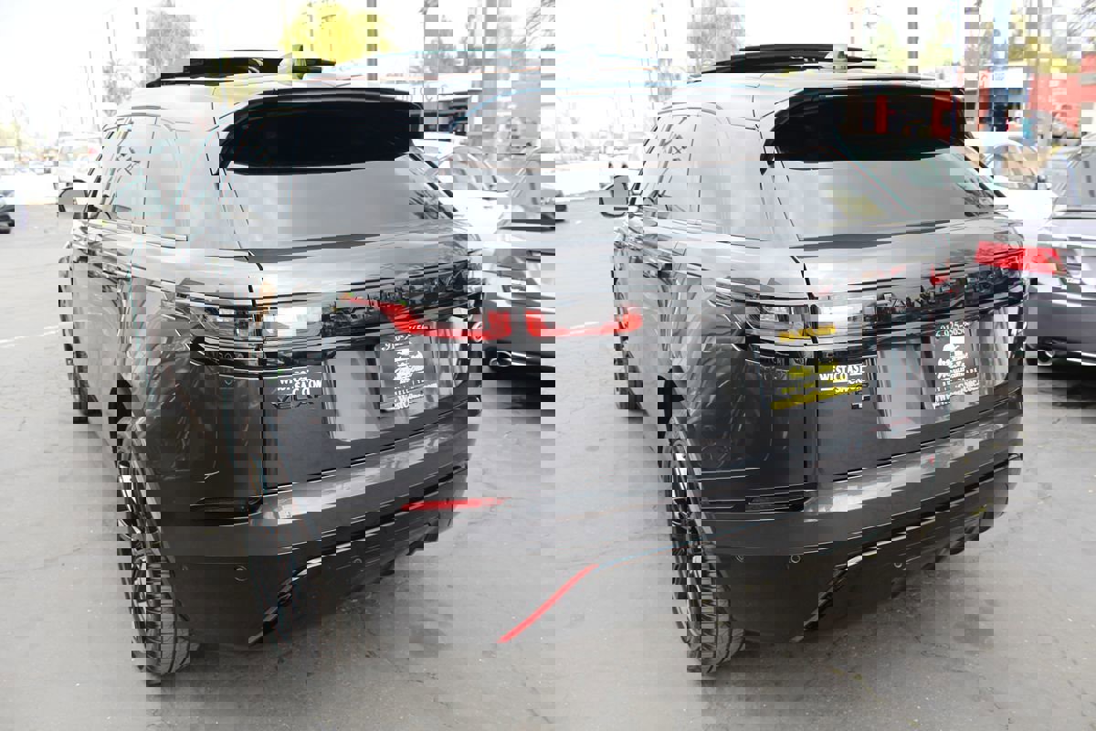 Used 2021 Land Rover Range Rover Velar R-Dynamic S image 5