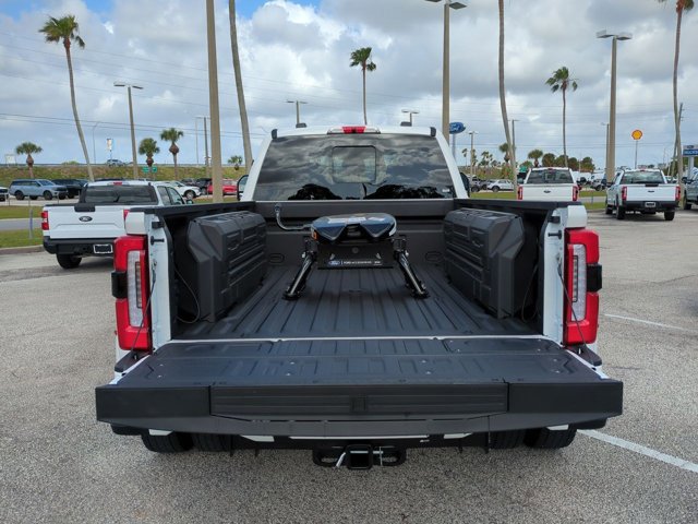 New 2026 Ford F450 4x4 Crew Cab Super Duty image 13