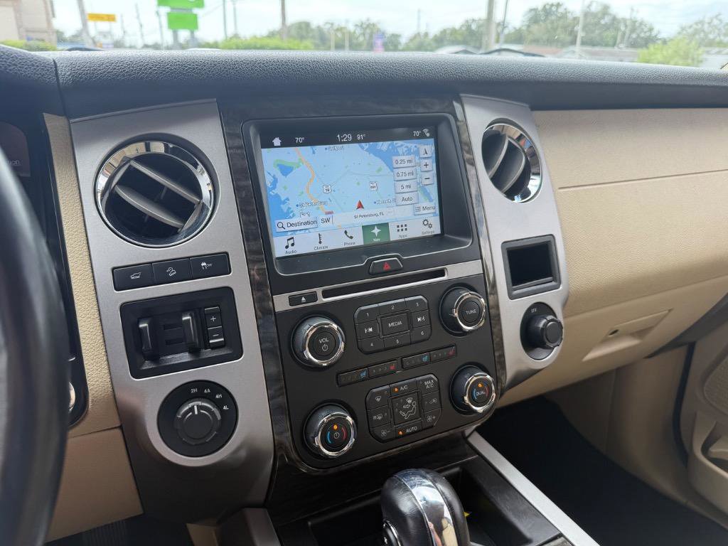 Used 2016 Ford Expedition EL Limited image 29