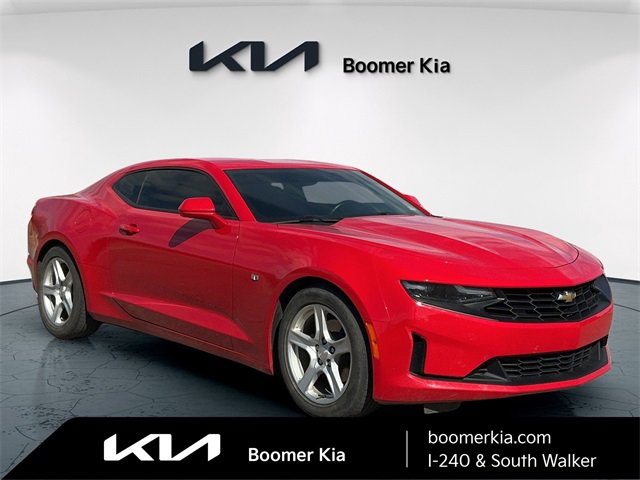 Used 2022 Chevrolet Camaro LT image 3