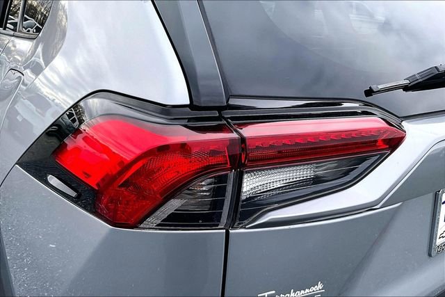 Used 2020 Toyota RAV4 Limited image 22