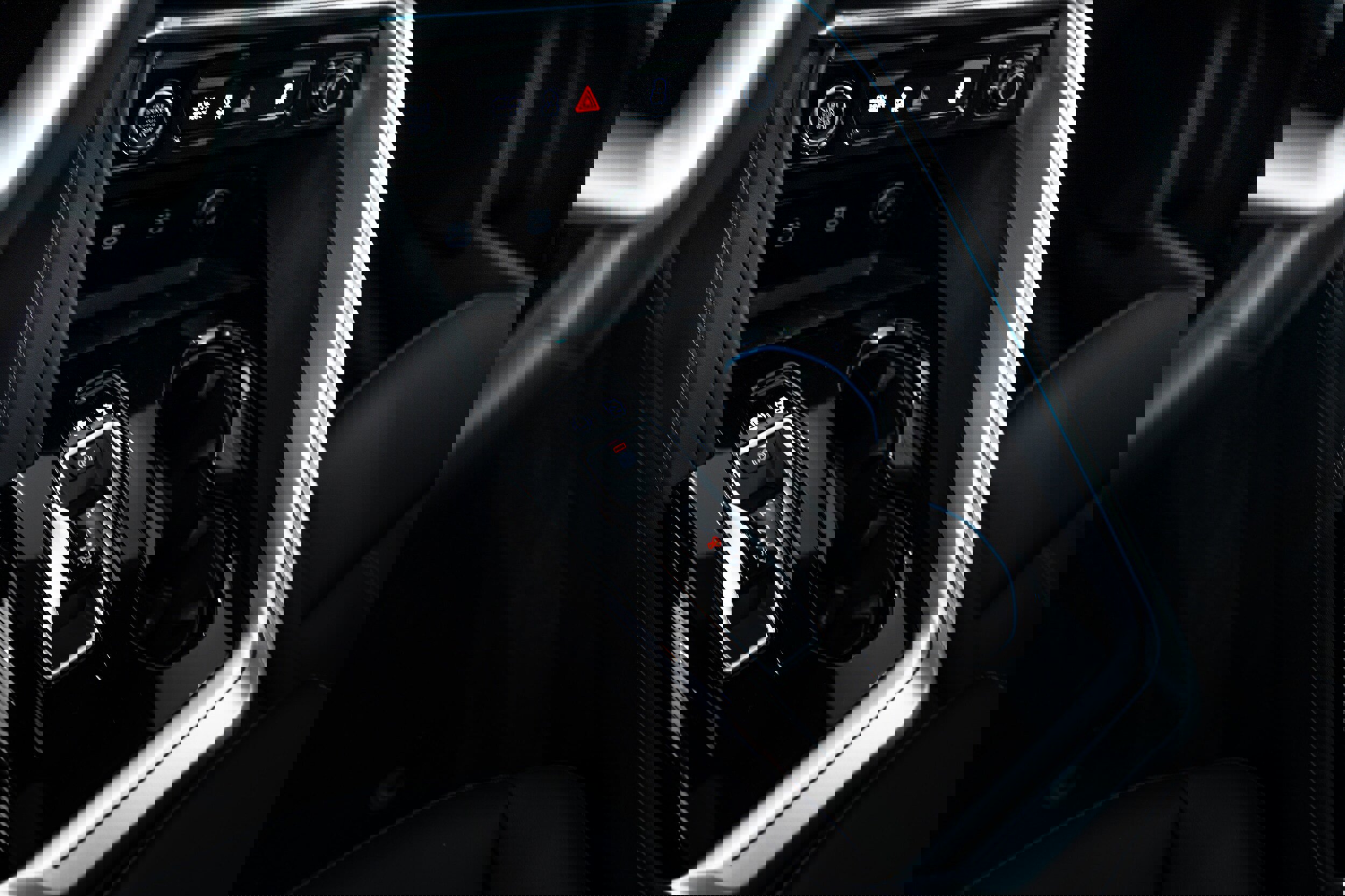 Certified 2025 Audi Q5 Premium w/ Convenience Package image 11