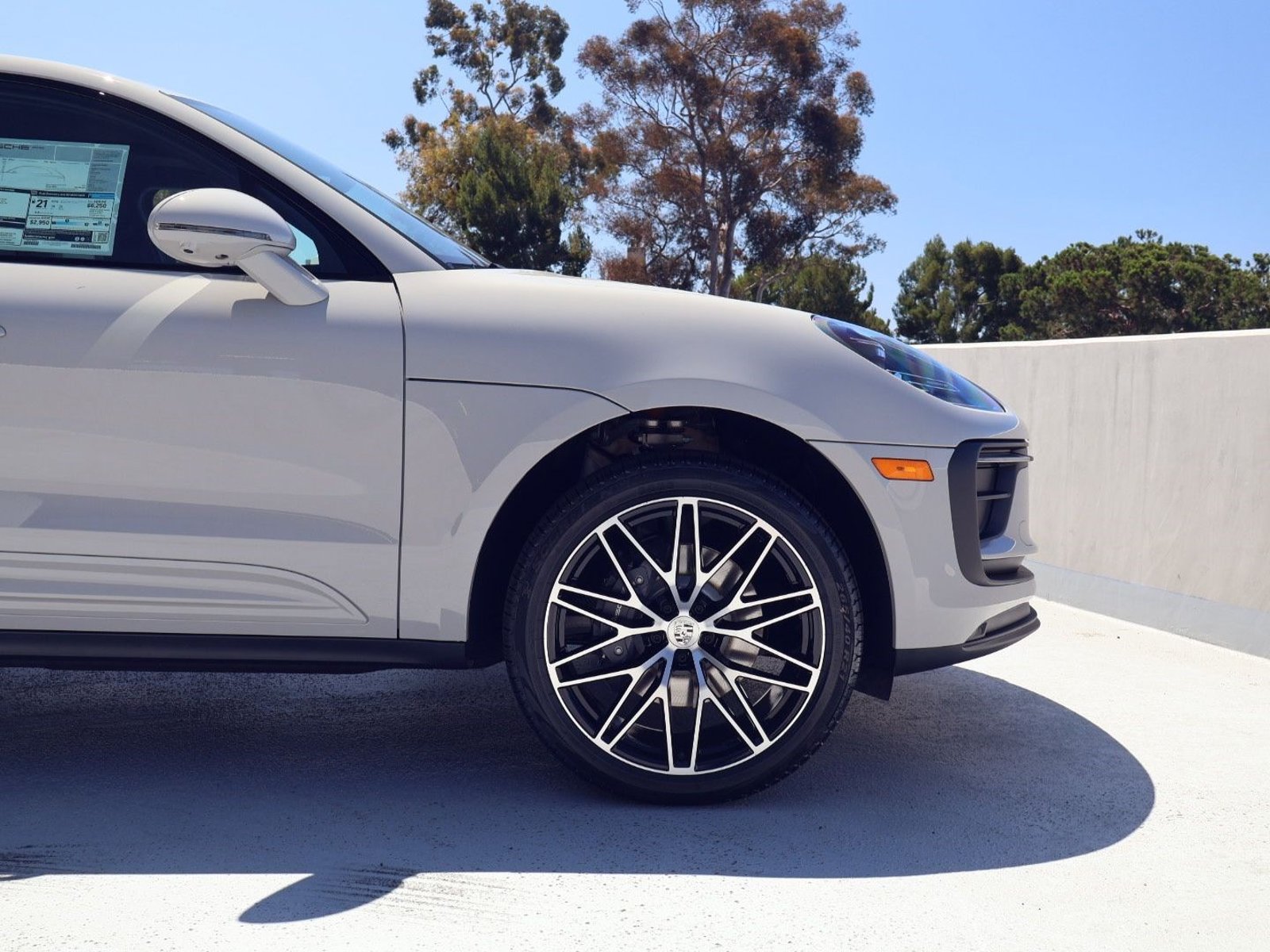New 2026 Porsche Macan AWD/4WD image 11