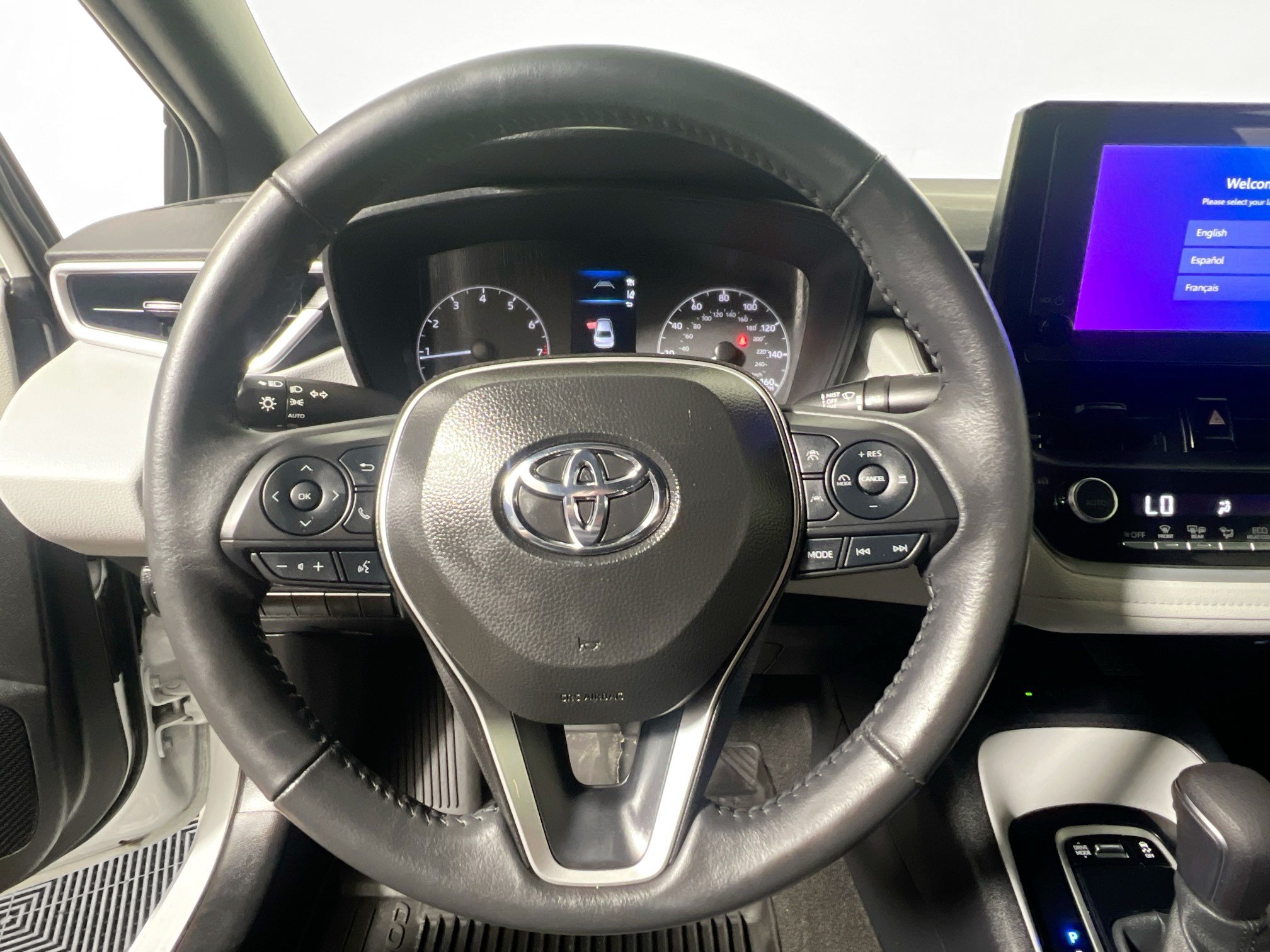 Used 2024 Toyota Corolla SE w/ SE Premium Package FWD image 17