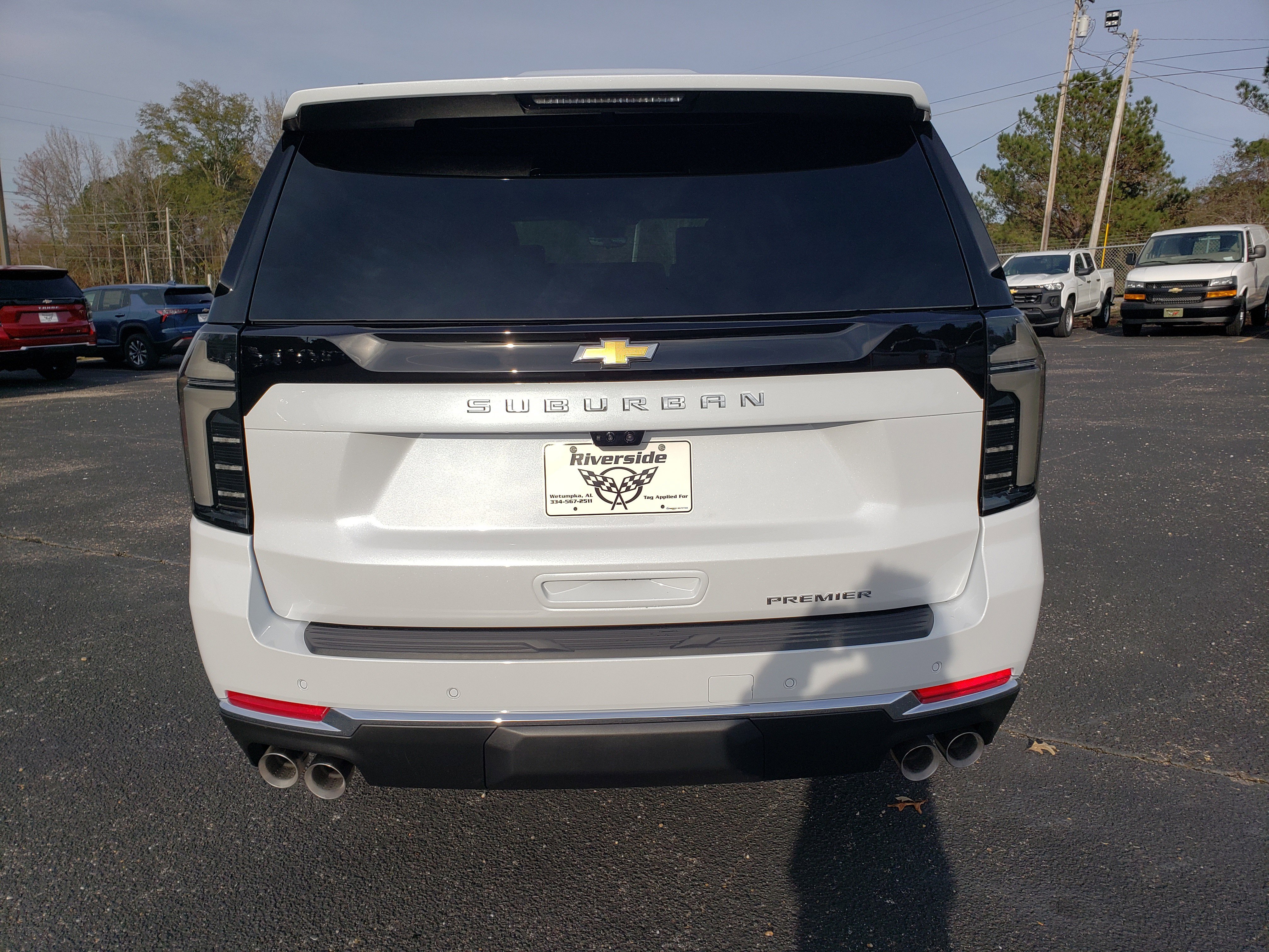 New 2026 Chevrolet Suburban Premier image 8