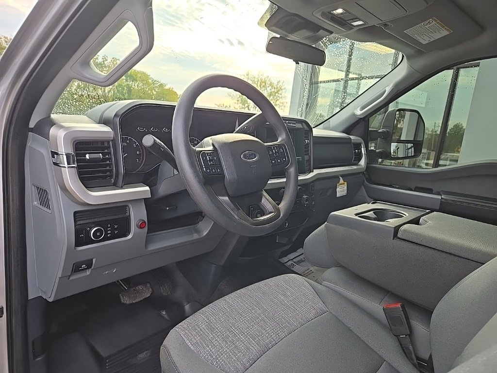 Used 2024 Ford F350 XLT w/ 360-Degree Camera Package image 3