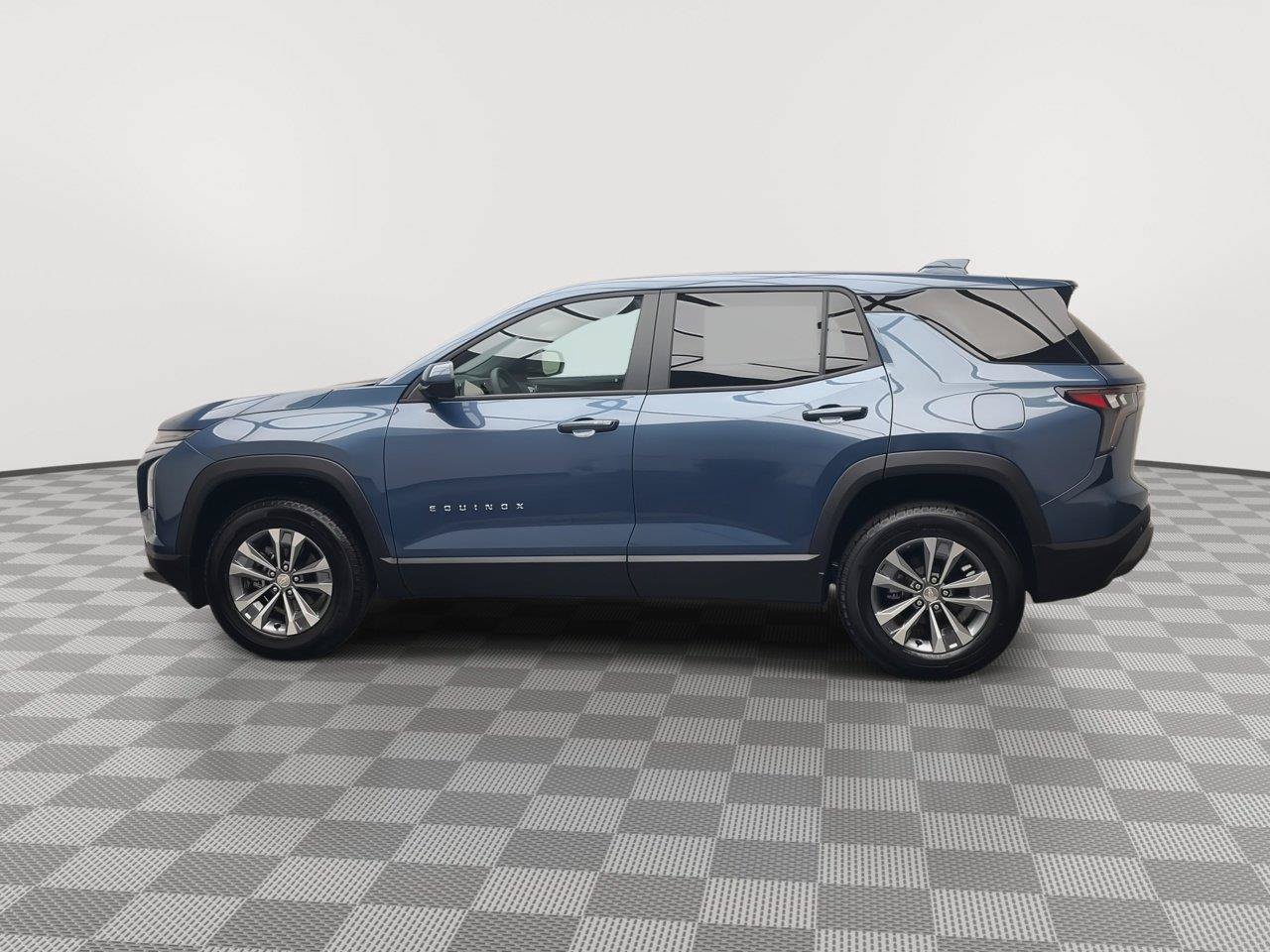 Used 2026 Chevrolet Equinox LT w/ Convenience Package II AWD/4WD image 37